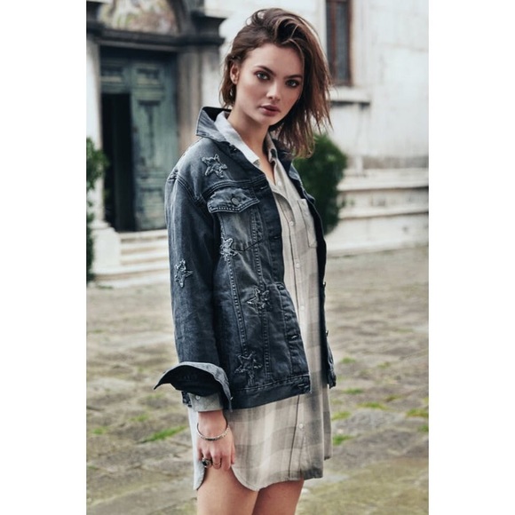 Rails Jackets & Blazers - Rails Oversized Star Patch Faded Denim Jacket